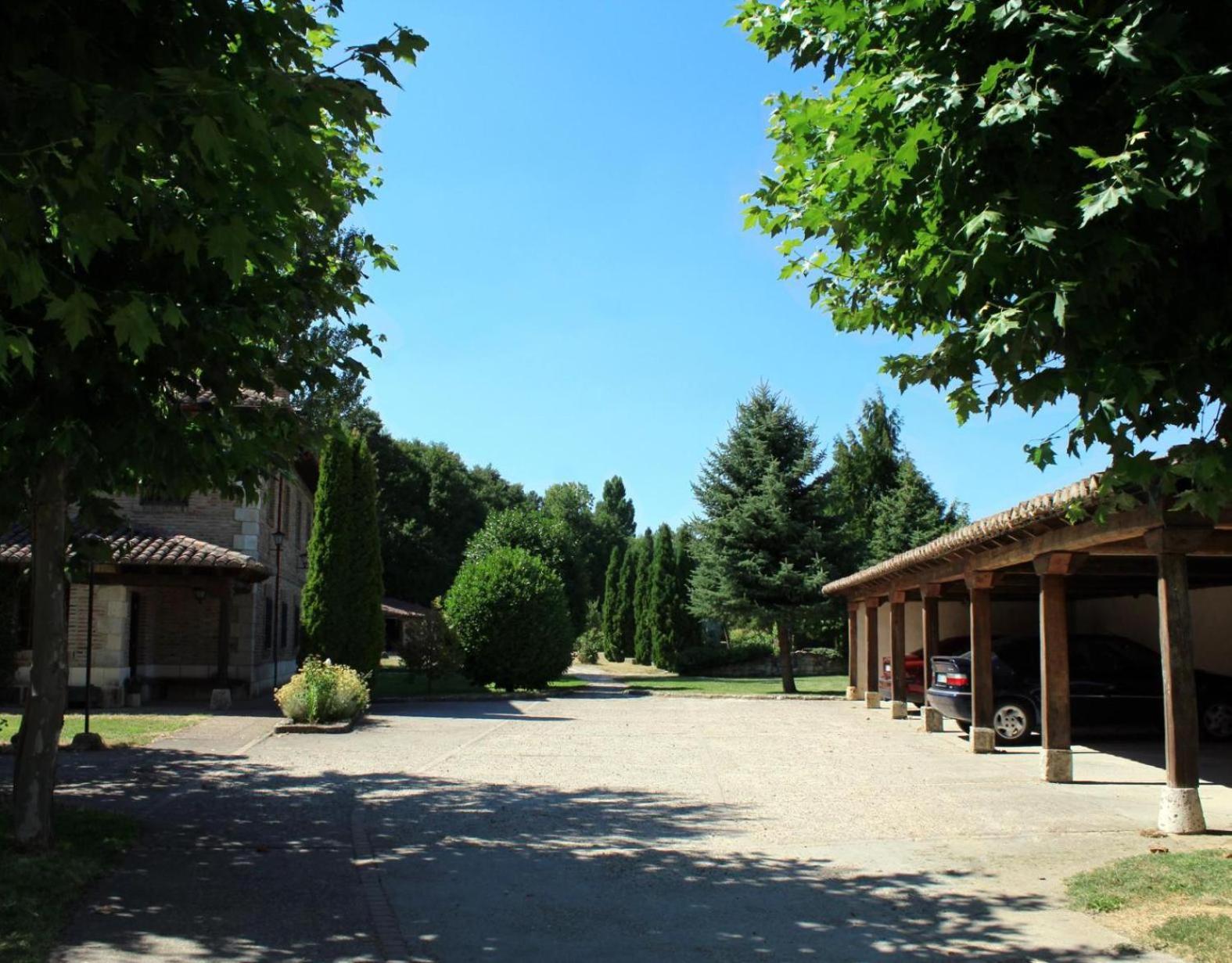 Molino El Sotillo Villa Saldana ภายนอก รูปภาพ