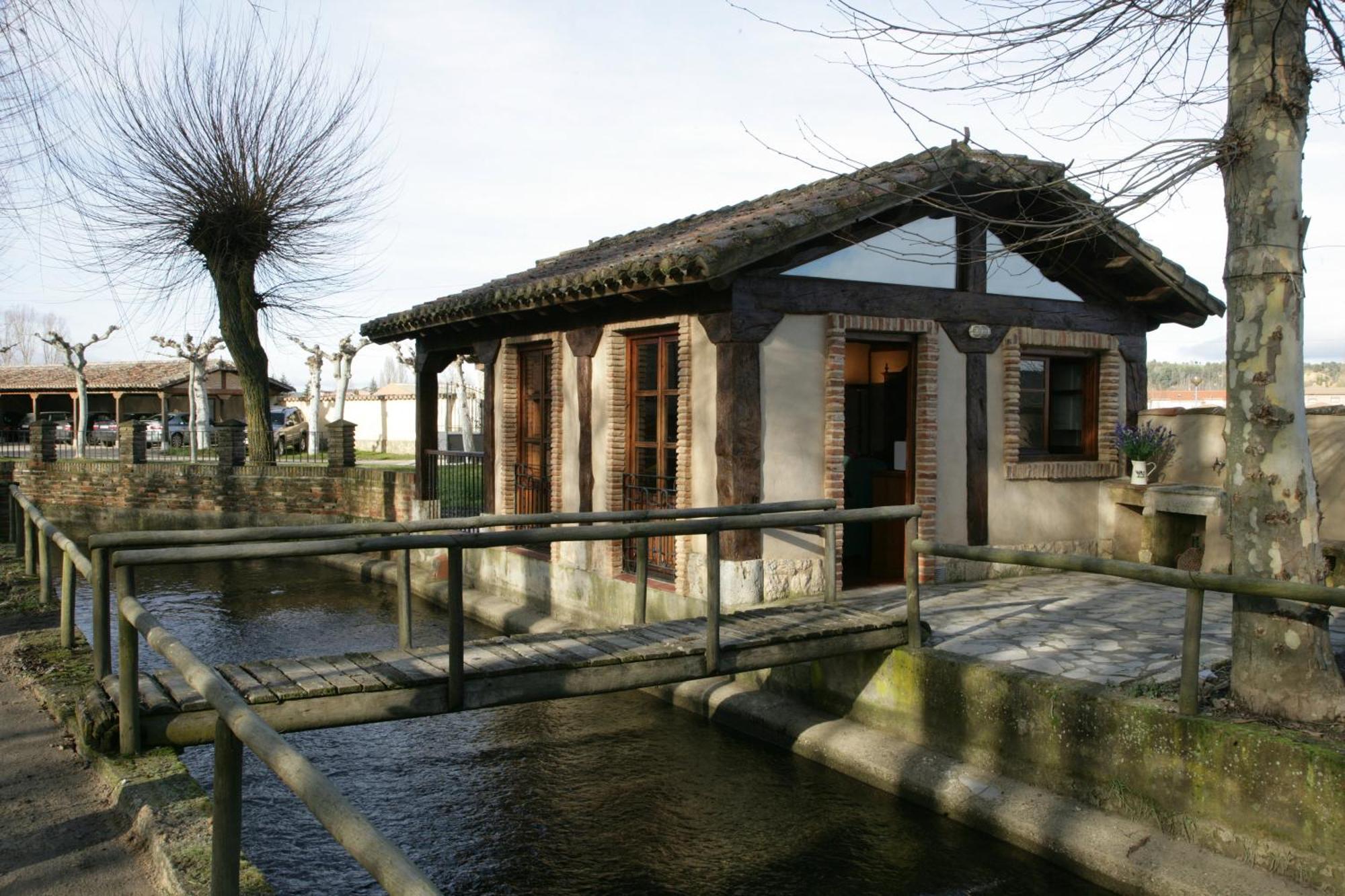 Molino El Sotillo Villa Saldana ภายนอก รูปภาพ